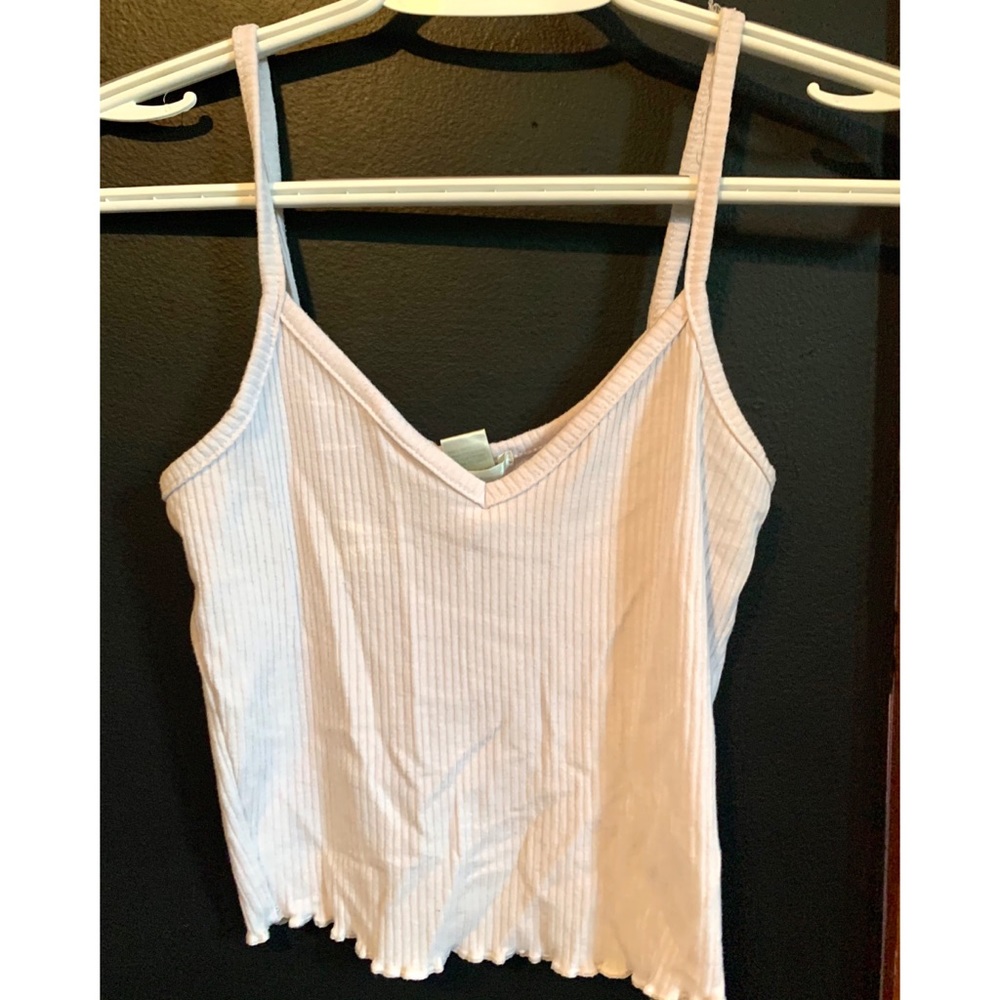 White crop top